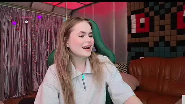 Snapshot of Jessi_wxw chatting on 05.21.26 Jessi wxw online show from 05.21.26