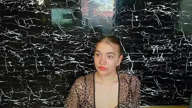 Snapshot of Biancka_ chatting on 05.07.26 Biancka online show from 05.07.26