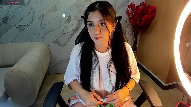 andrea tasty tf online show from 12.17.25