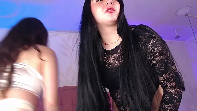 Emmy Palacios online show from 12.20.25