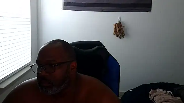 Snapshot of SplendaDaddy50 chatting on 07.01.26 SplendaDaddy50 online show from 07.01.26