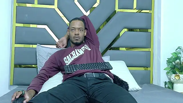 Snapshot of Neytanmalcon chatting on 11.08.25 Neytanmalcon online show from 11.08.25