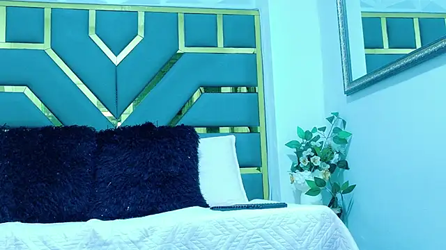 Snapshot of Neytanmalcon chatting on 12.14.25 Neytanmalcon online show from 12.14.25