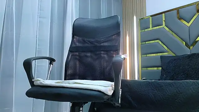 Snapshot of Neytanmalcon chatting on 01.14.26 Neytanmalcon online show from 01.14.26