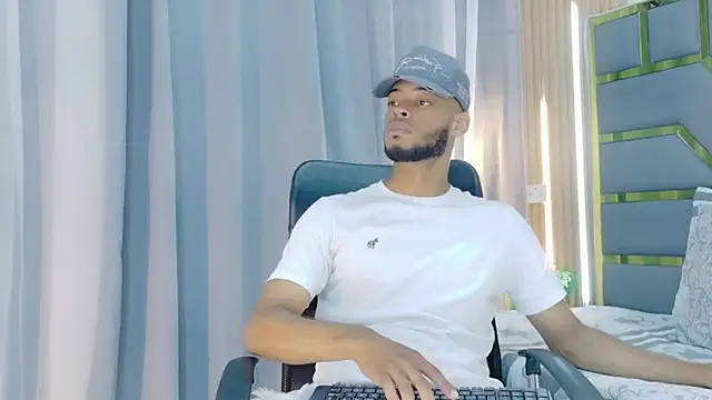 Snapshot of Neytanmalcon chatting on 02.23.26 Neytanmalcon online show from 02.23.26