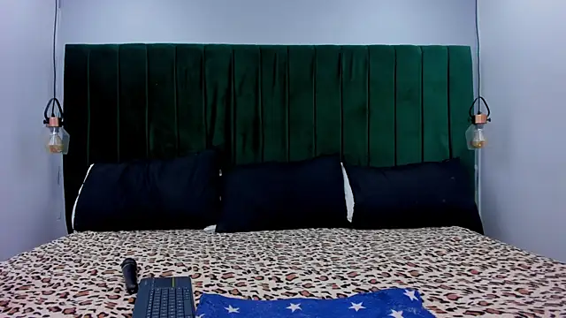 Melody Horney online show from 11.04.25