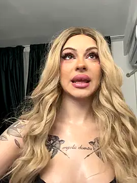 NovaPearl online show from 10.30.25