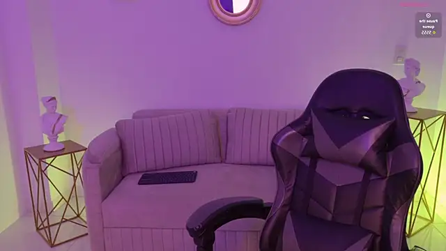 Snapshot of Ariana_Monroe01 chatting on 11.15.25 Ariana Monroe01 online show from 11.15.25