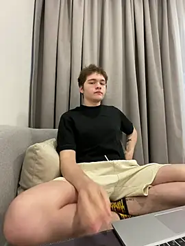 Snapshot of danielxfun chatting on 04.28.26 danielxfun online show from 04.28.26
