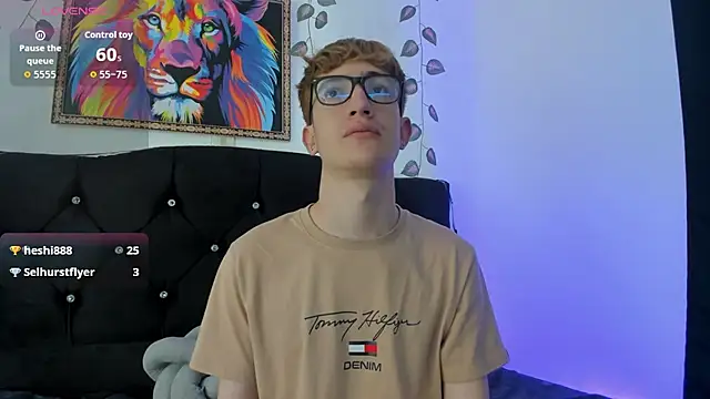 Snapshot of Erick_Taylor3 chatting on 11.10.25 Erick Taylor3 online show from 11.10.25