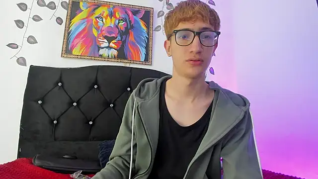 Snapshot of Erick_Taylor3 chatting on 11.15.25 Erick Taylor3 online show from 11.15.25