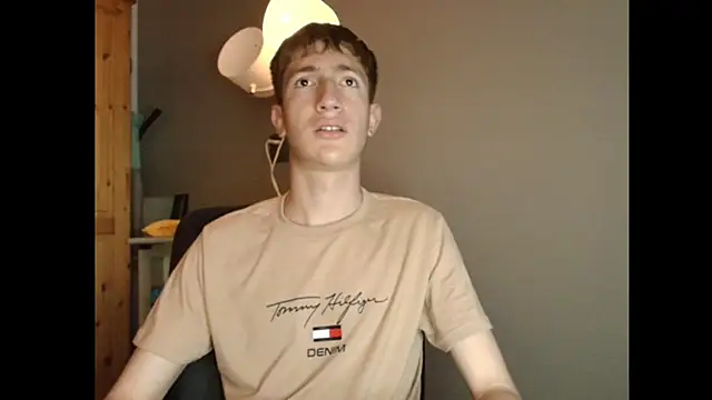 Snapshot of Erick_Taylor3 chatting on 12.17.25 Erick Taylor3 online show from 12.17.25