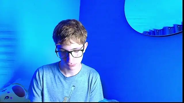 Snapshot of Erick_Taylor3 chatting on 02.01.26 Erick Taylor3 online show from 02.01.26