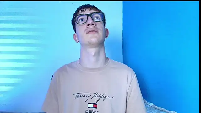 Snapshot of Erick_Taylor3 chatting on 02.20.26 Erick Taylor3 online show from 02.20.26