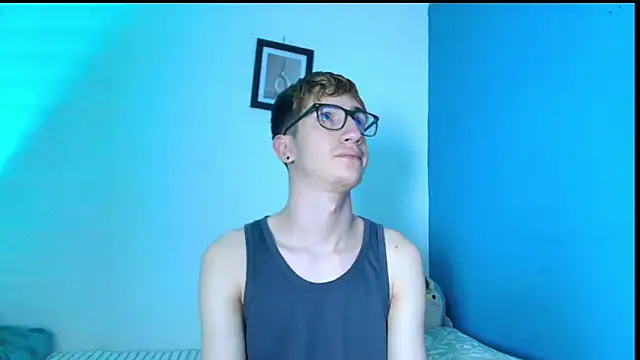 Snapshot of Erick_Taylor3 chatting on 03.03.26 Erick Taylor3 online show from 03.03.26