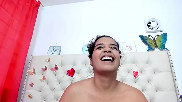 Snapshot of celena_wonder chatting on 04.30.26 celena wonder online show from 04.30.26