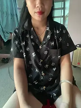 Minaeruei online show from 08.10.26