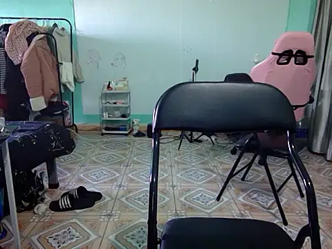 May2k2 online show from 10.26.25