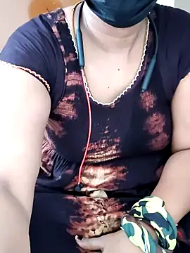 Snapshot of tamilammu1431 chatting on 05.08.26 tamilammu1431 online show from 05.08.26