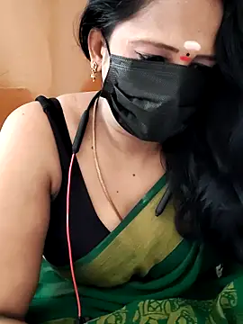 Snapshot of tamilammu1431 chatting on 06.07.26 tamilammu1431 online show from 06.07.26