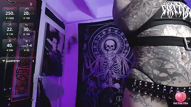 Dalia Vorhees online show from 10.25.25