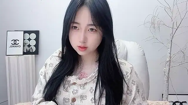 Love-hanzaizai718 online show from 11.18.25