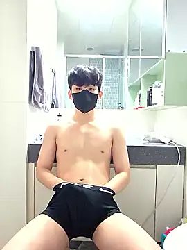 Snapshot of yanonam chatting on 11.04.25 yanonam online show from 11.04.25