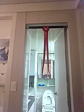 Snapshot of yanonam chatting on 12.14.25 yanonam online show from 12.14.25