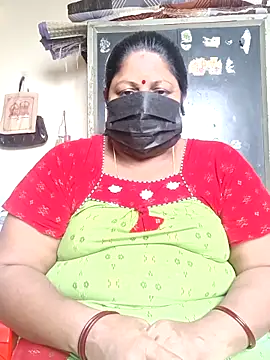 Snapshot of sreemamitha9 chatting on 11.29.25 sreemamitha9 online show from 11.29.25