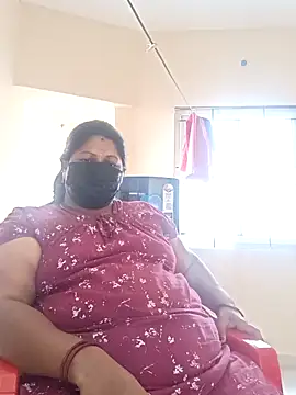 Snapshot of sreemamitha9 chatting on 12.18.25 sreemamitha9 online show from 12.18.25