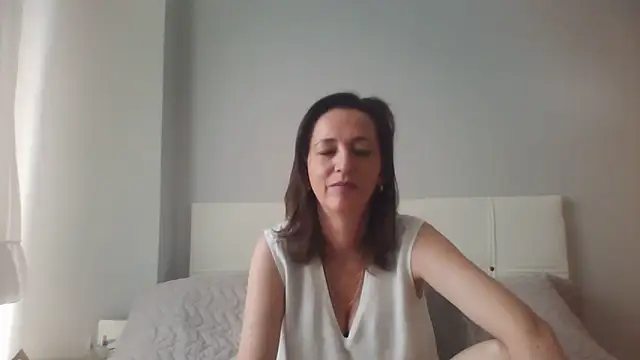 Snapshot of ArianaStarr chatting on 06.05.26 ArianaStarr online show from 06.05.26