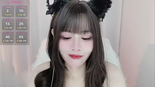 Snapshot of -zhuzhu-999- chatting on 05.25.26 -zhuzhu-999- online show from 05.25.26