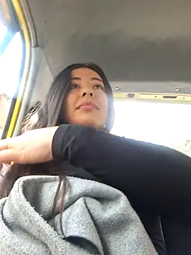 SantaRameriz online show from 11.04.25