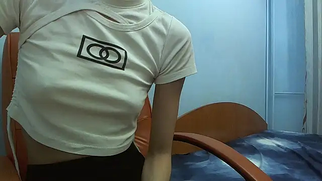 andreea713 online show from 11.14.25