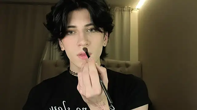 Snapshot of Oliver_star_boy_ chatting on 04.18.26 Oliver star boy online show from 04.18.26