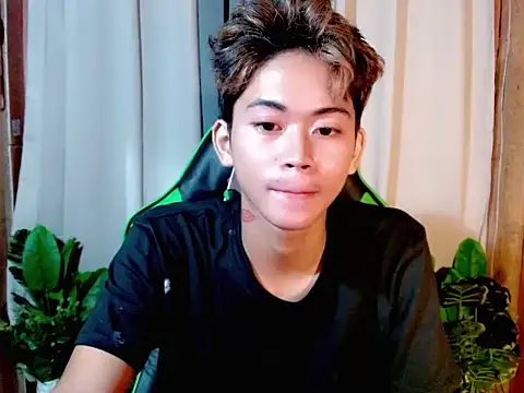 AsianCuteGuy21 online show from 11.23.25