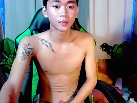 AsianCuteGuy21 online show from 11.24.25