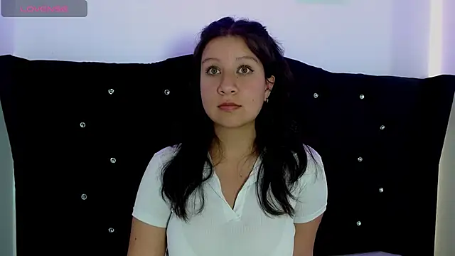 Chloe-love  online show from 10.27.25