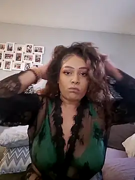 BubblesLovexox online show from 10.25.25