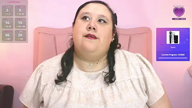 Snapshot of marianabbw30 chatting on 11.18.25 marianabbw30 online show from 11.18.25