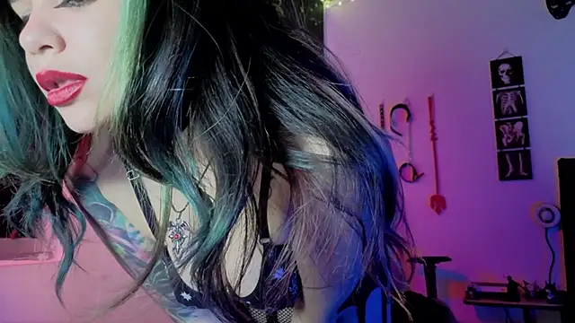 AshGraven online show from 11.29.25