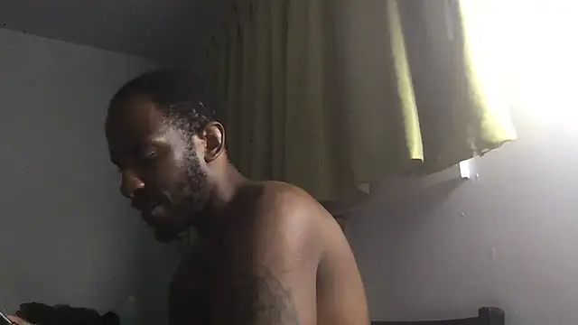 Snapshot of Rayraythegoat chatting on 12.20.25 Rayraythegoat online show from 12.20.25