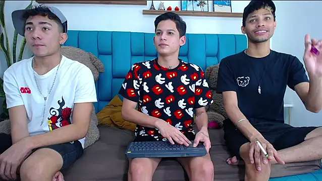 Hot Boys Latinos X online show from 03.01.26