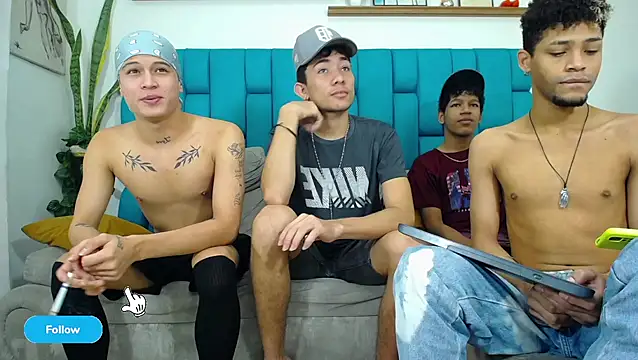 Hot Boys Latinos X online show from 04.06.26