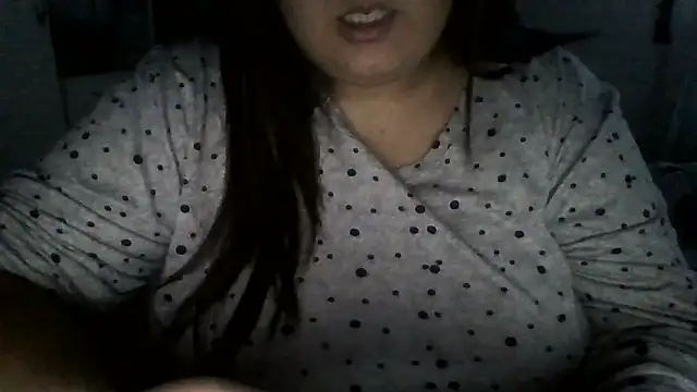 Snapshot of crazzyanne chatting on 04.29.26 crazzyanne online show from 04.29.26