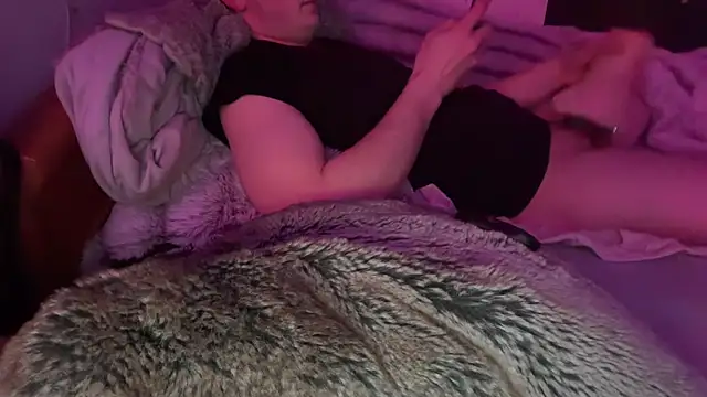 Snapshot of Seanicle chatting on 03.06.26 Seanicle online show from 03.06.26