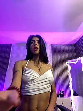 MAIILY TAY online show from 11.16.25