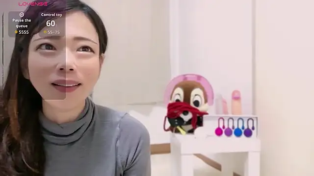 chie  xx online show from 11.05.25