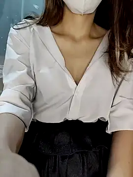 Snapshot of ezabel- chatting on 04.19.26 ezabel- online show from 04.19.26