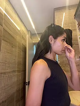 phenixpink22 online show from 04.10.26